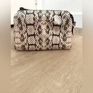 NWOT Snakeskin Pattern Women's Belt Bag W/Removable Strap